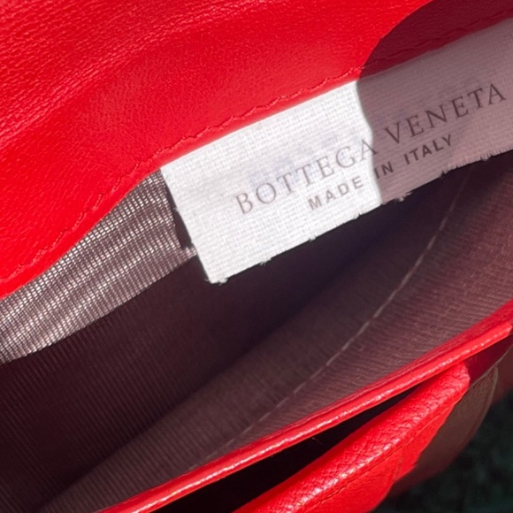 Bottega Veneta Nappa Intrecciato Continental Snap Wallet Red with Chain - Picture 5 of 9